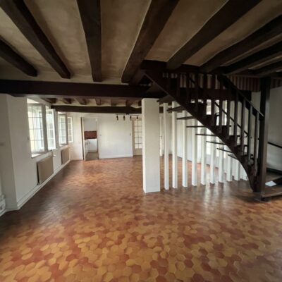 img_immo_0f1919a8-aa76-4595-88e2-93533e23b403-2